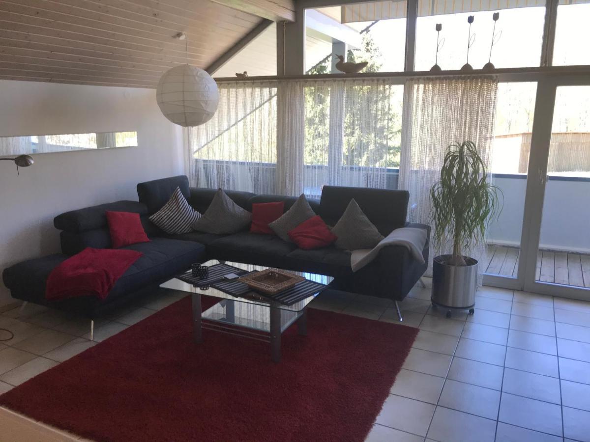 Pension-Ferienwohnung Liesbachtal Direkt Am Waldrand Bayerische Rhoen Schonau an der Brend Exterior photo