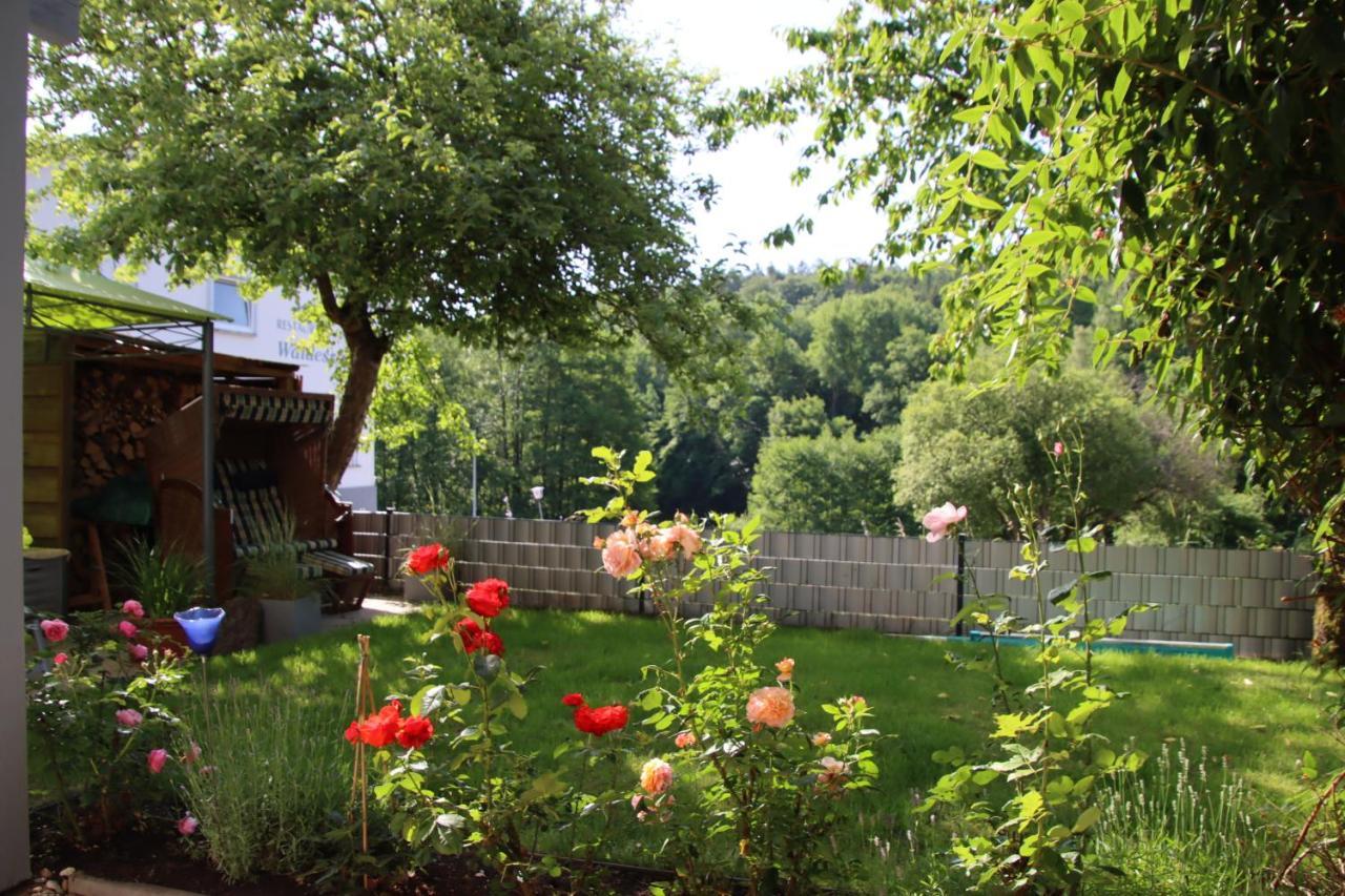 Pension-Ferienwohnung Liesbachtal Direkt Am Waldrand Bayerische Rhoen Schonau an der Brend Exterior photo